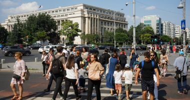 Stire din Actualitate : Date îngrijorătoare: Tinerii din Bulgaria şi România, cei mai săraci din UE