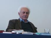 Stire din Cultură-Educație : Marin Mincu lansează două cărți la Bookfest 2009