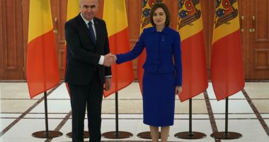 Stire din Actualitate : Președintele interimar Ilie Bolojan a fost primit de Maia Sandu, la Chișinău