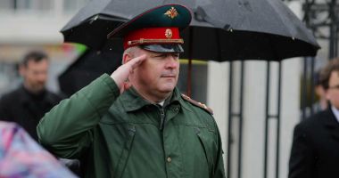 Stire din Actualitate : Ataşatul militar al Federaţiei Ruse la Bucureşti şi adjunctul acestuia, declaraţi persona non grata