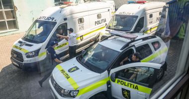 Stire din Actualitate : Percheziții de amploare în R. Moldova înainte de alegeri. "Maia Sandu caută motive să anuleze votul"
