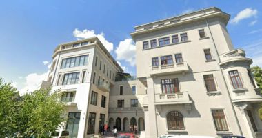 Stire din Actualitate : Parfum de lux la CNI. Câți bani a cheltuit compania pentru aromatizarea sediului