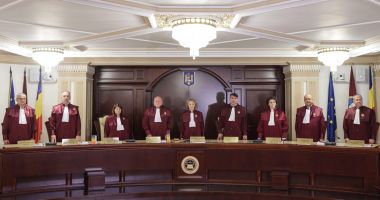 Stire din Actualitate : CCR a admis sesizările făcute de AUR şi ICCJ. Legea privind plata pensiilor private, neconstituțională