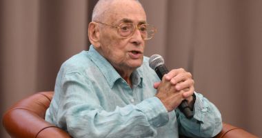 Stire din Cultură-Educație : Horia Moculescu este internat, în stare gravă, la Institutul ”Matei Balş”