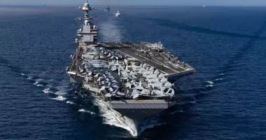 Stire din Actualitate : Incendiu la bordul portavionului USS Gerlad Ford. Doi militari americani au fost răniți
