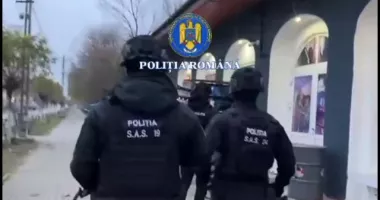 Stire din Eveniment : Percheziții în Constanța și alte patru județe într-un dosar de înșelăciune