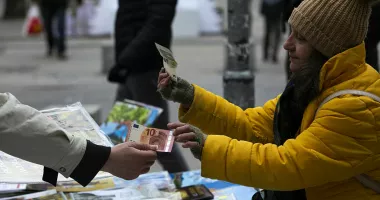 Stire din Actualitate : Cu ce probleme se confruntă bulgarii după ce au trecut la Euro