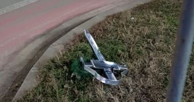 GALERIE FOTO - VIDEO / Au pierdut mortul, cu tot cu sicriu, din mașina de pompe funebre - 2