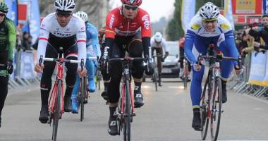 Stire din Sport : Turul Spaniei - Kris Boeckmans rămâne încă o săptămână în comă artificială