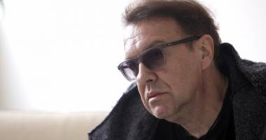 Stire din Cultură-Educație : Gabriel Cotabiță revine! Artistul va lansa un nou album
