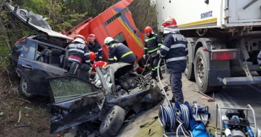 Stire din Eveniment : VESTE ȘOC. DOLIU ÎN LUMEA SPORTULUI! Cine sunt cei care au murit în accidentul teribil de ieri / Galerie foto