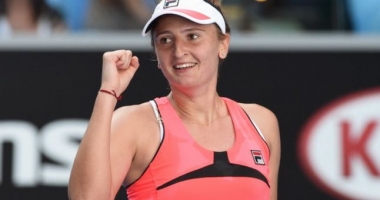 Stire din Sport : Irina Begu și Monica Niculescu debutează astăzi la Roma. Când joacă fetele noastre