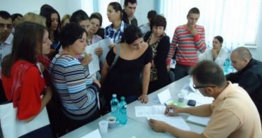 Stire din Social : Peste 28.000 de joburi, oferite la Bursa Generală a Locurilor de Muncă