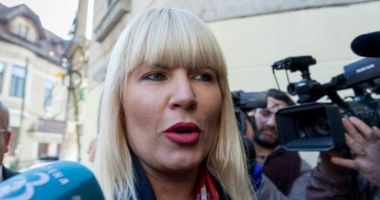 Stire din Politică-Administrație : Elena Udrea: Nu m-ar mira dacă Viorica Dăncilă ar trece la Pro România