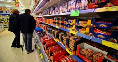 Stire din Social : "Atenție mărită la fileul de somon de Alaska afumat și la produsele congelate din supermarket"