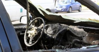 Stire din Eveniment : UPDATE - MAȘINĂ NIMICITĂ DE FLĂCĂRI, LA CONSTANȚA