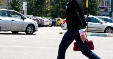 Stire din Eveniment : Rutieriștii continuă să dea amenzi. Vizați: pietonii indisciplinați