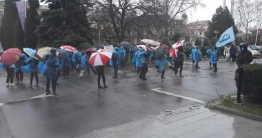 GALERIE FOTO / Membrii Siampa Sanitas Constanța protestează - 2