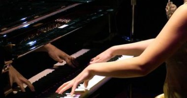 Stire din Cultură-Educație : Recital de pian la Teatrul "Oleg Danovski"