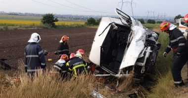 GALERIE FOTO / Accident grav în Constanța. Trei persoane au murit și patru au fost rănite! - 2