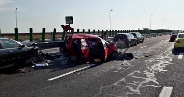 UPDATE. Grav accident rutier pe A2. Sunt patru victime! - 2