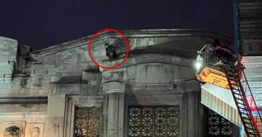 Stire din Actualitate : Un român a pus pe jar poliția și pompierii la Milano. S-a urcat pe clădirea gării și vocifera în gura mare