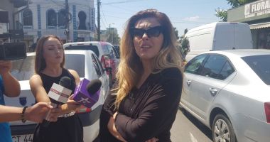 Galerie foto. JALE ȘI DURERE LA CONSTANȚA! A început slujba de înmormântare a lui Marcel Toader - 10