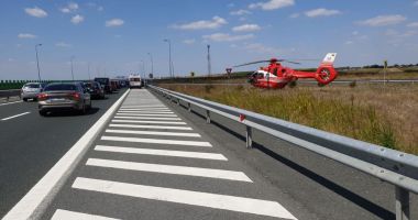 GALERIE FOTO / Accident pe Autostrada Soarelui. Traficul este îngreunat - 2