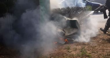 Galerie foto. Incendiu în zona Muzeului de Istorie. Intervin pompierii - 3