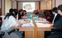 Stire din Economie : Guvernul reduce armata băgătorilor de seamă și a tăietorilor de frunză la câini
