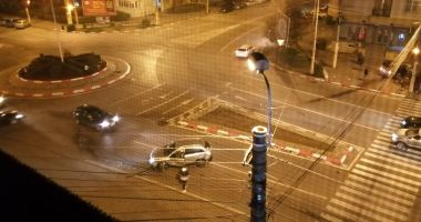 VIDEO / Accident rutier cu o victima, în Inel II! Una dintre mașini a ajuns pe trotuar - 5