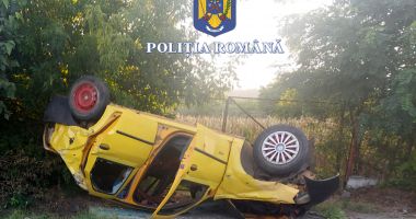 Stire din Eveniment : A plecat de la locul accidentului, lăsându-și pasagerul rănit în mașina răsturnată