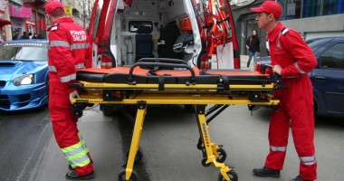 Stire din Eveniment : Cei doi bărbați salvați din nămeți, de lângă Săcele, au fost externați