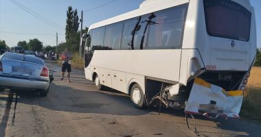 ACCIDENT MORTAL. A intrat cu mașina într-un autocar! - 2