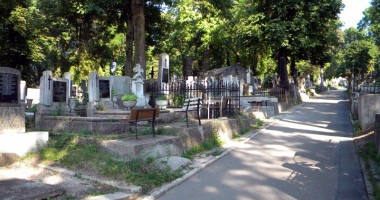 Stire din Cetățenești : MARE DILEMĂ / Se poate VINDE sau DONA un LOC DE VECI?