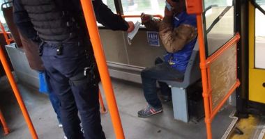 GALERIE FOTO / Sute de sancțiuni date de jandarmi celor care nu poartă măști de protecție - 3
