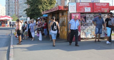 Stire din Eveniment : Polițiștii de frontieră i-au căutat pe bișnițarii de țigări de la Gară și din Tomis 3