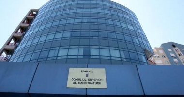 Stire din Politică-Administrație : CSM a trimis ministrului Justiției propunerile pentru pachetul de legi pe justiție
