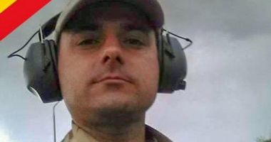Stire din Eveniment : El este militarul mort în Afganistan, azi. A lăsat în urmă doi copii...