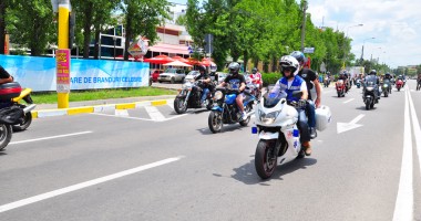 Stire din Economie : 700 de motoare invadează Mamaia