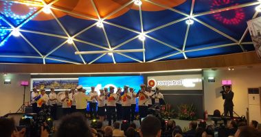 Stire din Eveniment : 40 de ani de la inaugurare, 30.000 de locuri de muncă create! Rompetrol, la ceas aniversar