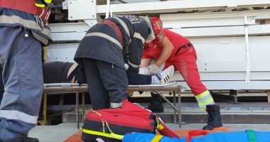 FOTO / Persoană prinsă între două containere, la Medgidia! / UPDATE - 3