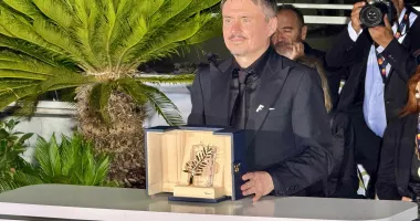 Stire din Cultură-Educație : Cristian Mungiu a câștigat al doilea Palme d’Or cu filmul „Fjord”