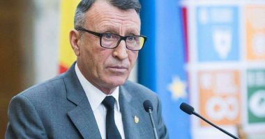 Vicepremierul Paul Stănescu: Fotbalul ar trebui să fie un serviciu public, ca apa și canalul