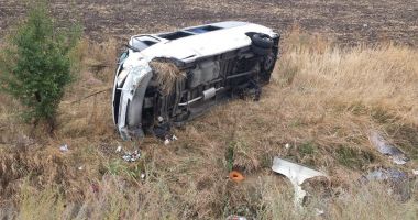 GALERIE FOTO. Accident rutier pe A2, între un microbuz si un autoturism - 3