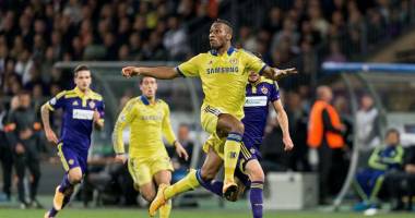 Stire din Sport Internațional : Drogba, primul african cu 50 de goluri în Liga Campionilor