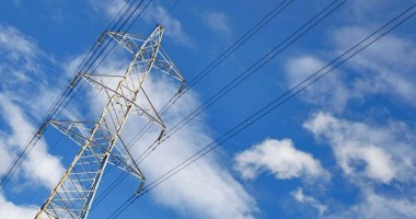 Stire din Social : Risc de avarie la rețeaua de curent electric a Constanței