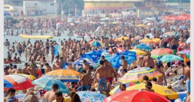 Află unde mai poți găsi cazare pe litoral în acest weekend