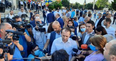 LIVE TEXT. ALEGERI LA PNL CONSTANȚA. Bogdan Huțucă, reconfirmat președinte. ORBAN ȘI CÎȚU, PREZENȚI LA EVENIMENT - 3