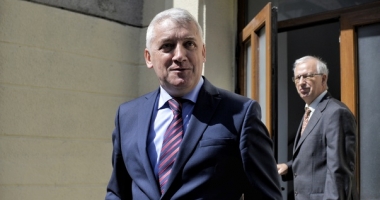 Stire din Eveniment : Adrian Țuțuianu a vizitat Batalionul 30 Vânători de Munte "Dragoslavele''
